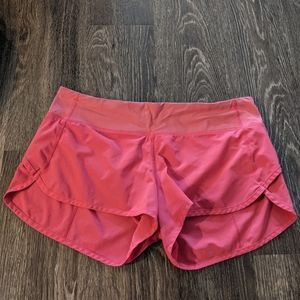 Lululemon speed up shorts 2.5"